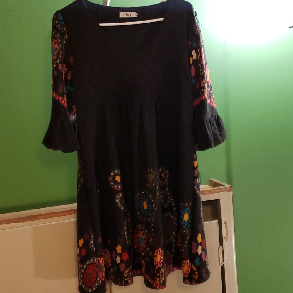 Warm dress by DILY SIZE LARGE